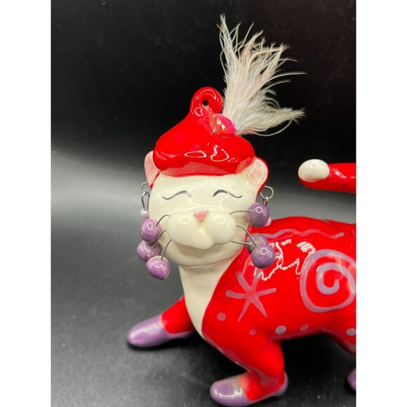 WhimsiClay by Amy Lacombe Cat Figurine GINNY 2007 #11022 with Tag Red w/ Feather - Picture 5 of 9